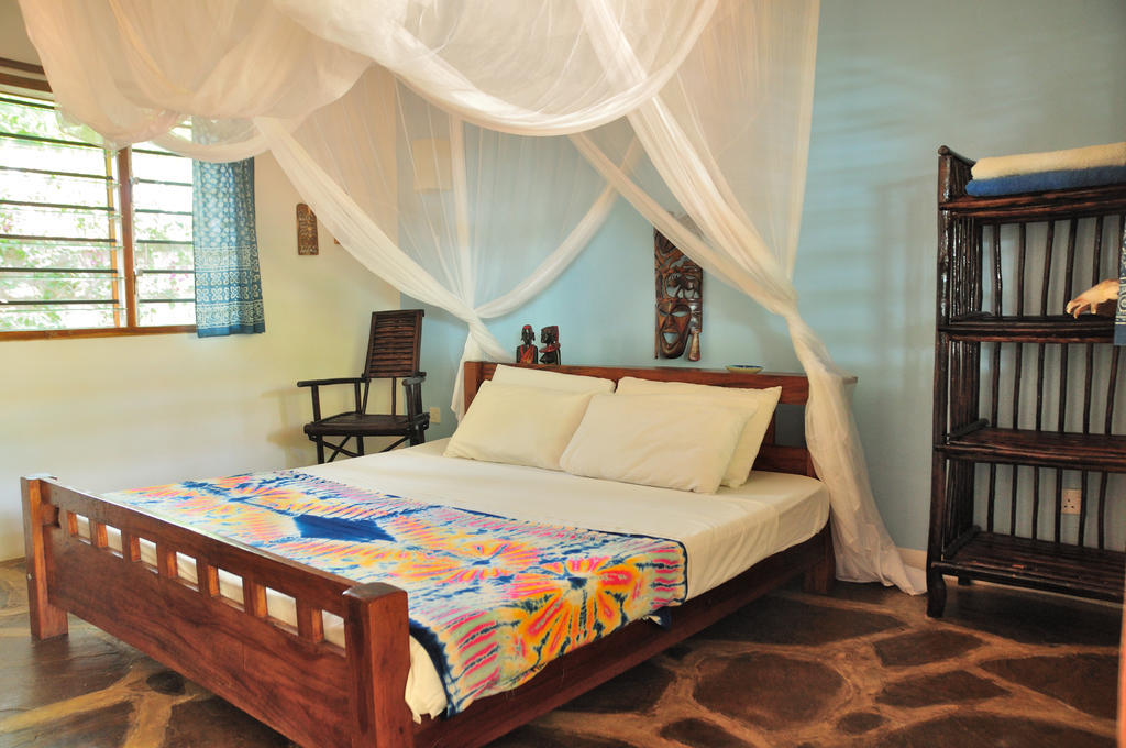 Mimi Na Wewe...In Africa Hotel Watamu Bilik gambar